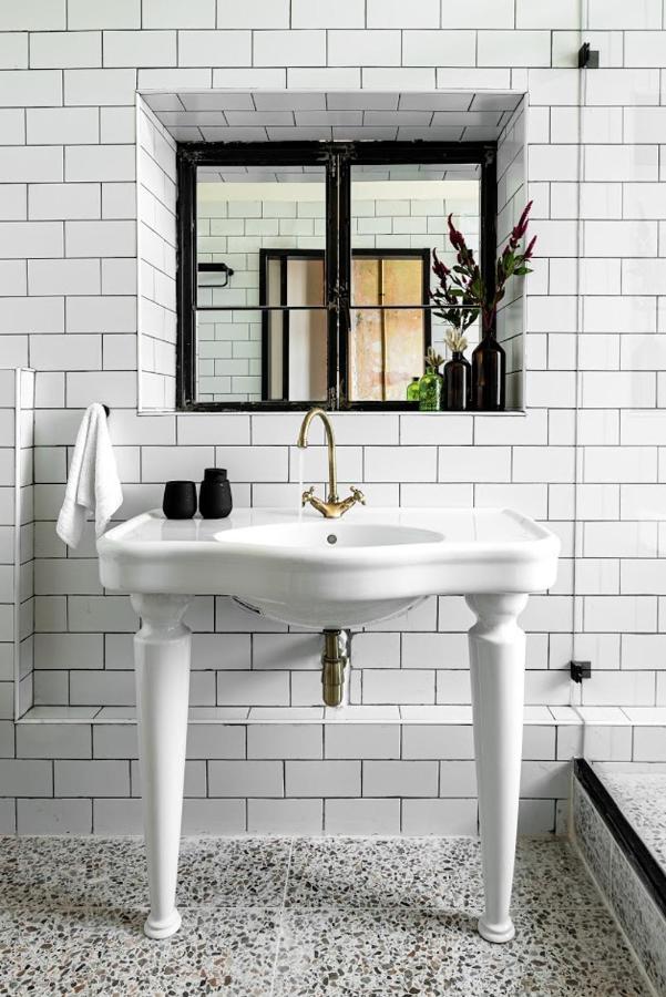 Vintage High Design Lofts -by Bookiz Apartment *