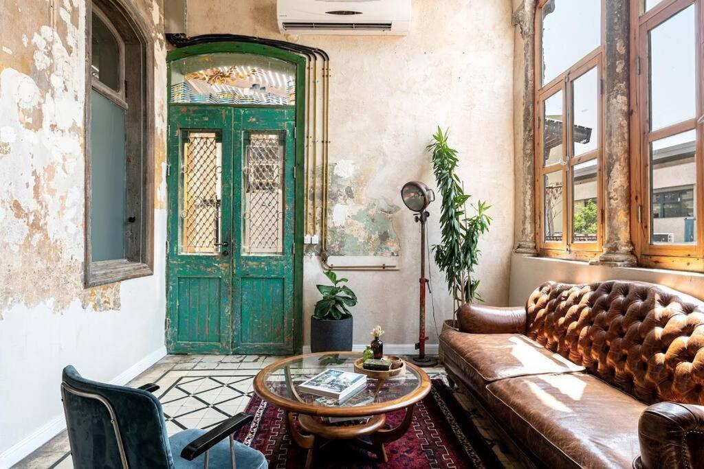 Apartment Vintage High Design Lofts -by Bookiz